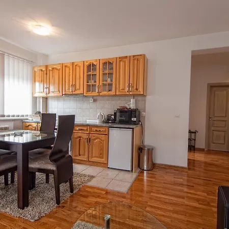 Sisarka Apartament *
